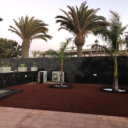 Villas Mamma Mia Pool Heat Private & Jacuzzi Playa Blanca  Exterior photo