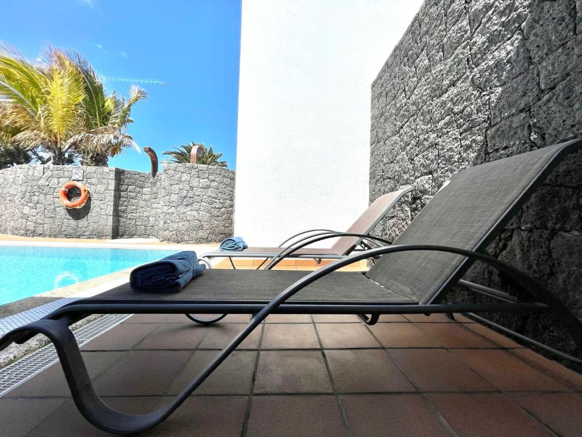 Villas Mamma Mia Pool Heat Private & Jacuzzi Playa Blanca  Exterior photo