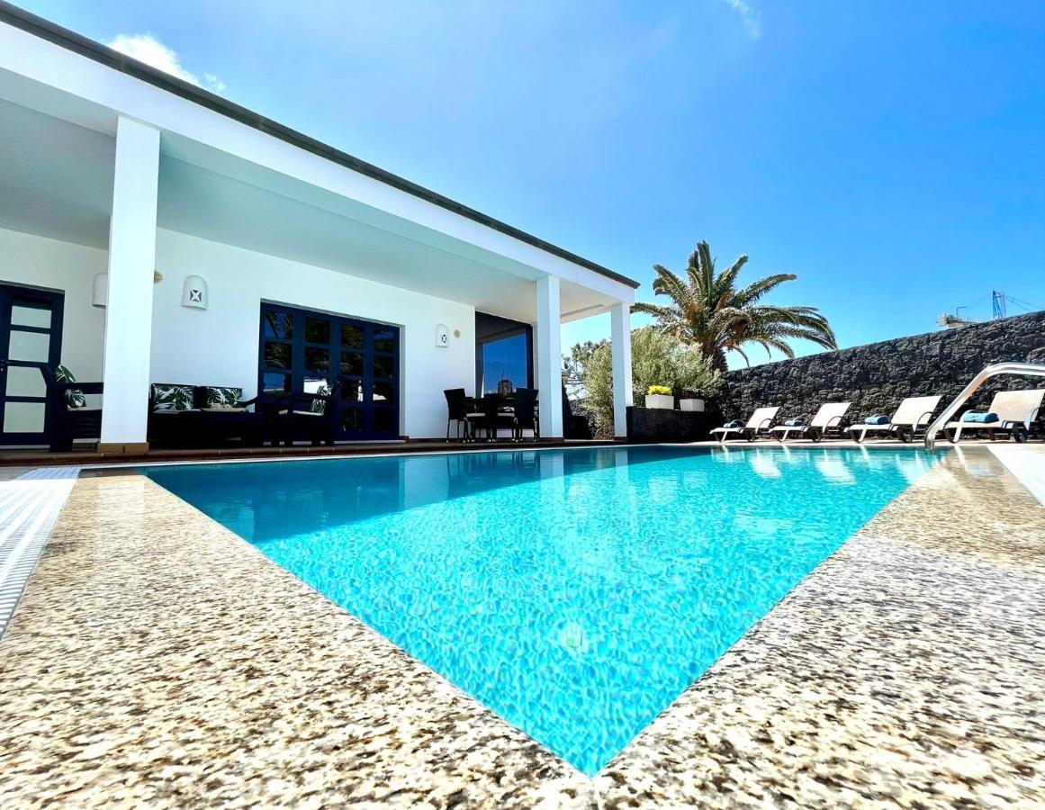 Villas Mamma Mia Pool Heat Private & Jacuzzi Playa Blanca  Exterior photo