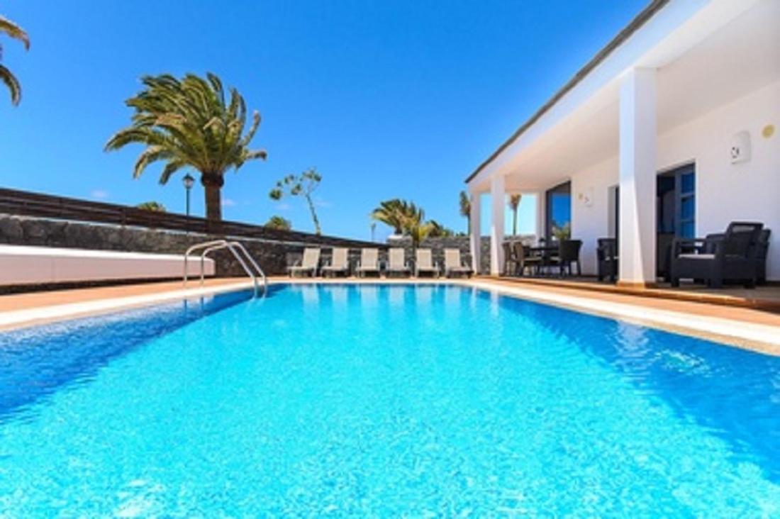 Villas Mamma Mia Pool Heat Private & Jacuzzi Playa Blanca  Exterior photo