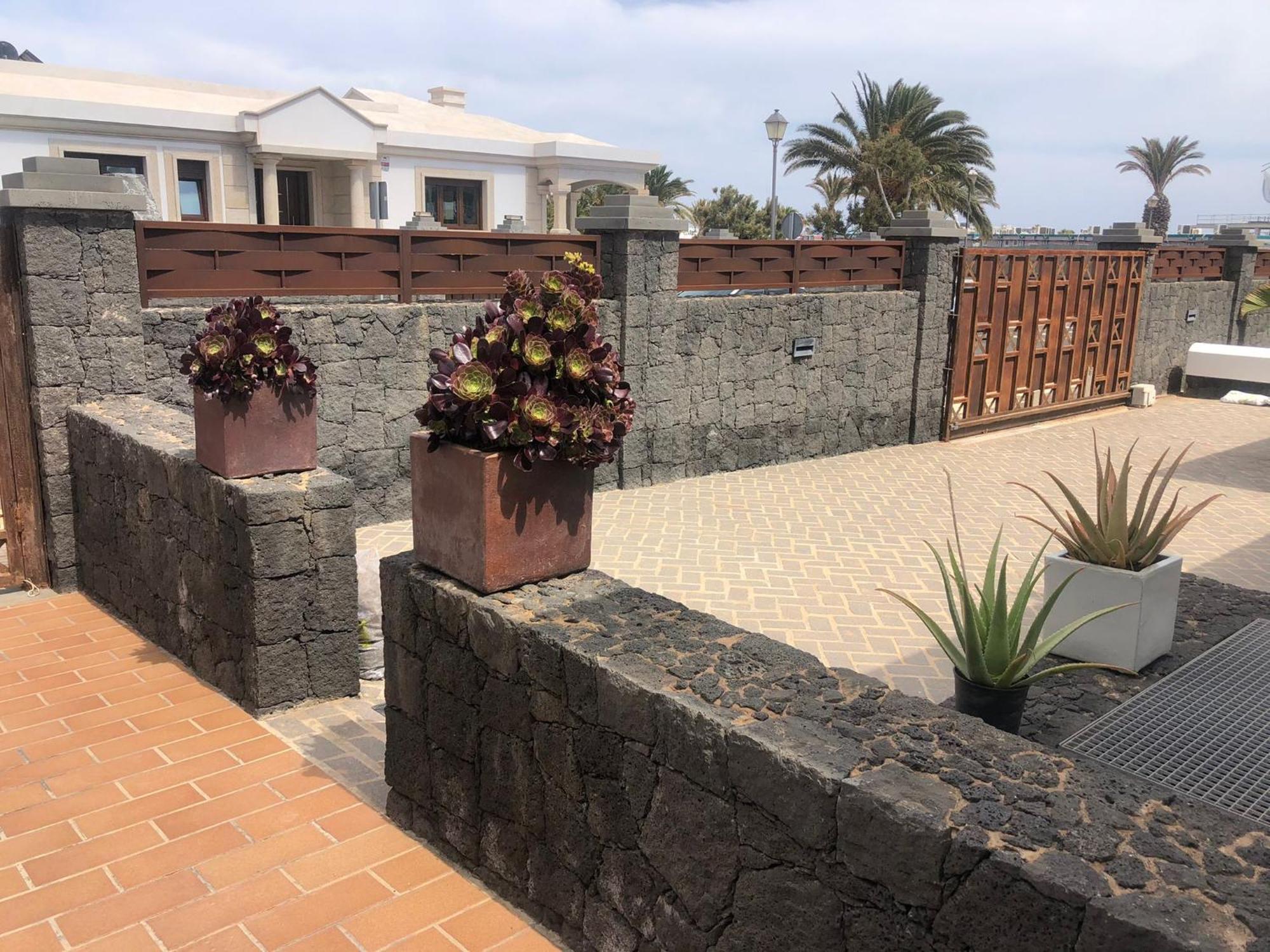 Villas Mamma Mia Pool Heat Private & Jacuzzi Playa Blanca  Exterior photo